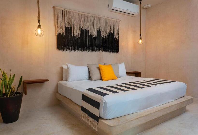 Apartamento 1 Dormitório com Terraço, Ujo Condo Boutique