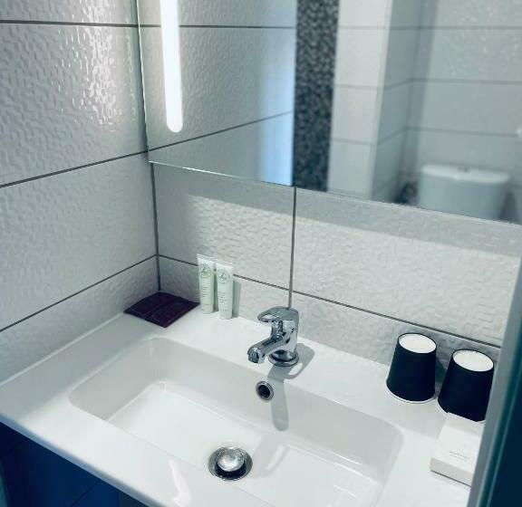 غرفة قياسية, Logis Paul Massy