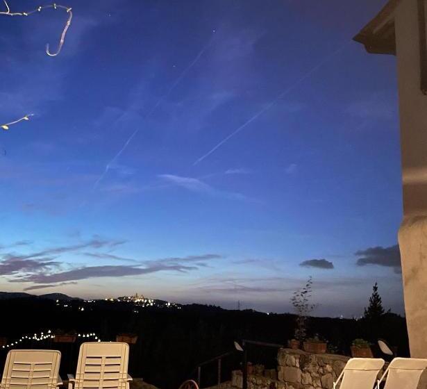 غرفة قياسية, La Maison Del Borgo