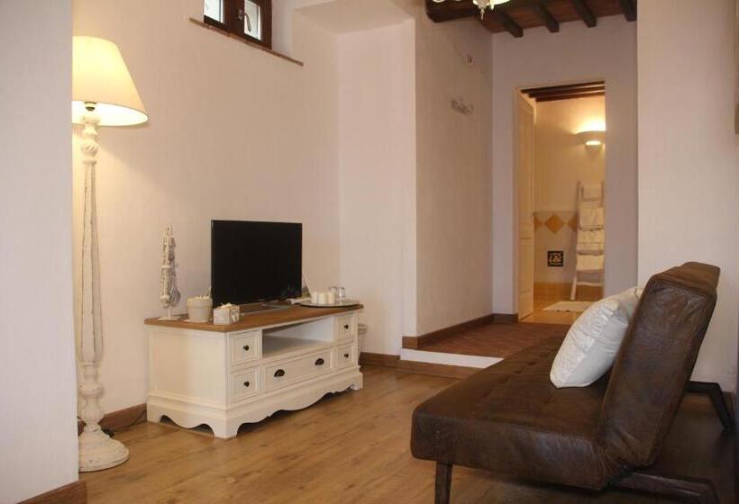 غرفة قياسية رباعية, La Maison Del Borgo