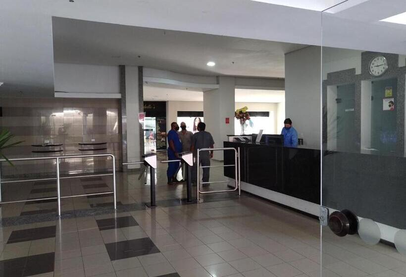 استودیوی استاندارد, Flat Beira Mar, Olinda 4 Rodas 305