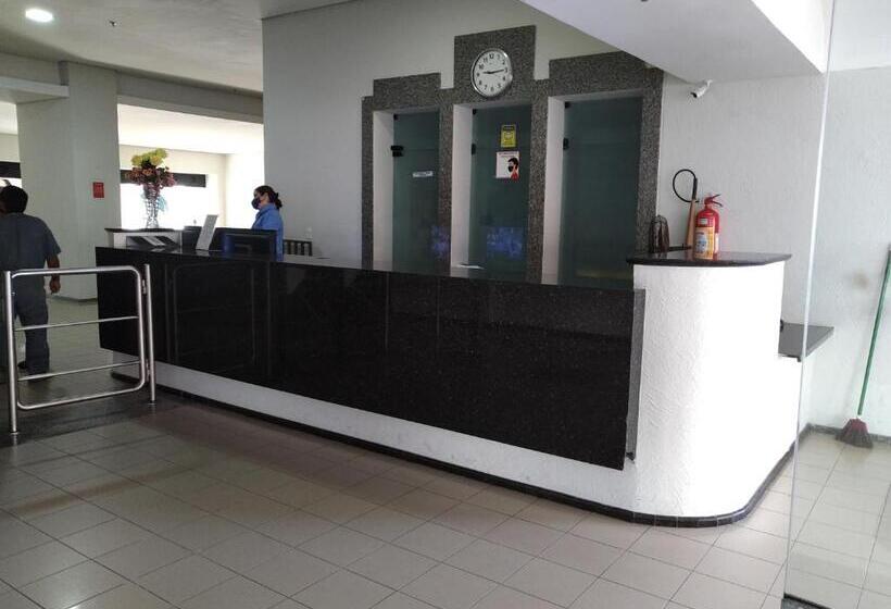 استودیوی استاندارد, Flat Beira Mar, Olinda 4 Rodas 305