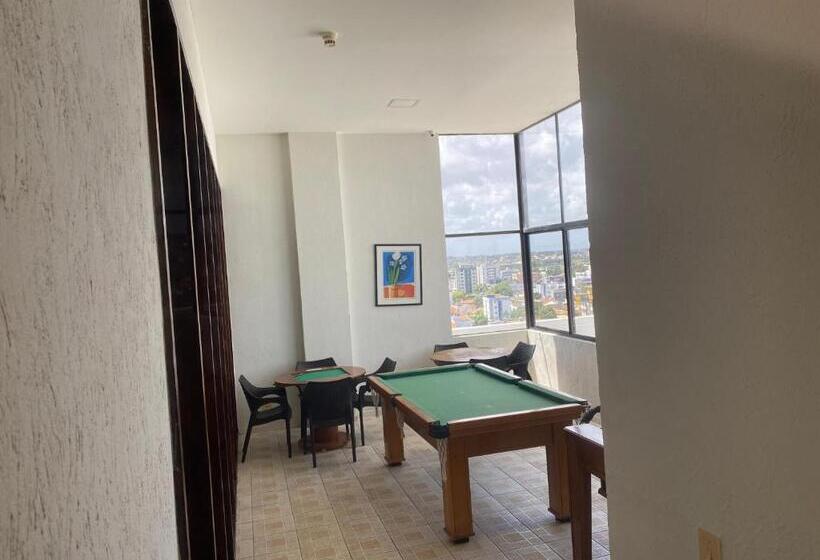 استودیوی استاندارد, Flat Beira Mar, Olinda 4 Rodas 305