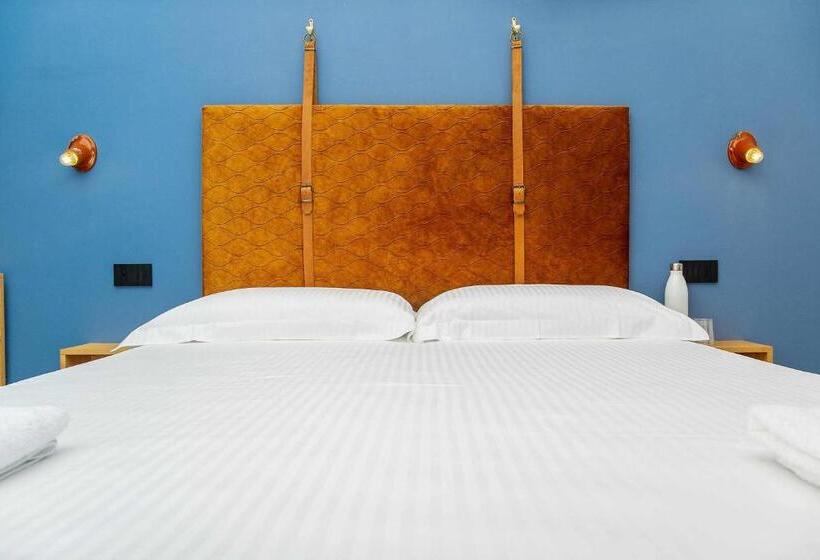 غرفة قياسية مزوَّدة بتراس, Bb Ogliastroom