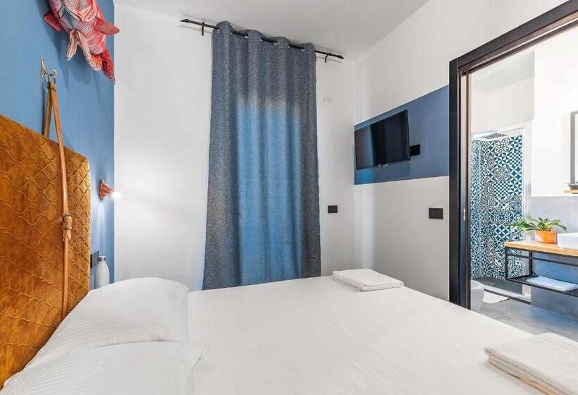 غرفة قياسية مزوَّدة بتراس, Bb Ogliastroom