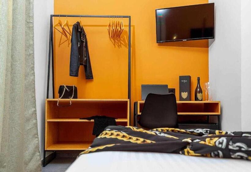 غرفة قياسية, Bb Ogliastroom