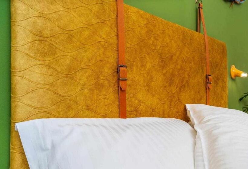 غرفة قياسية داخلية, Bb Ogliastroom