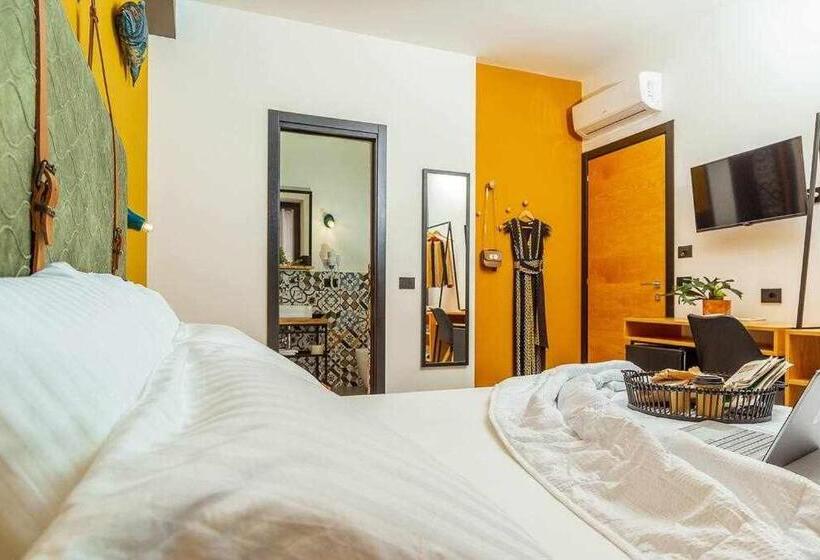 اتاق استاندارد با بالکن, Bb Ogliastroom