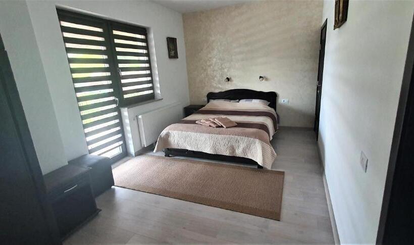 Номер Стандарт с Балконом, Bukovina Blue