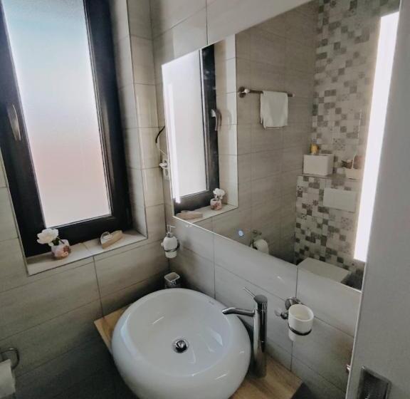 חדר סטנדרט נוף לגינה, Happy Home