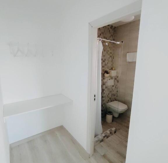 חדר סטנדרט נוף לגינה, Happy Home