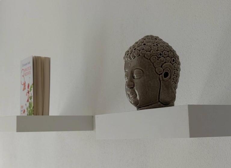 חדר סופריור, Happy Home