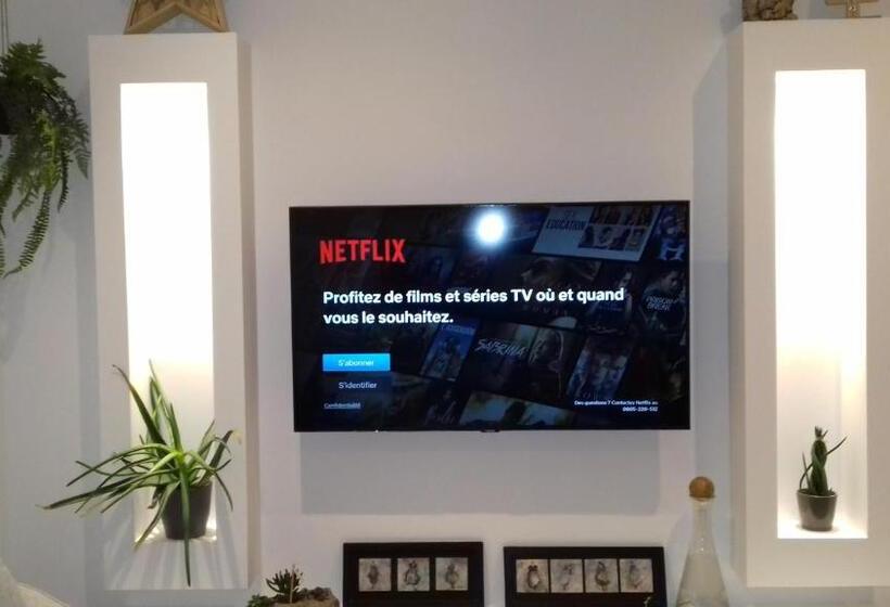 דירת שני חדרים, Tuilerie De La Cote 4