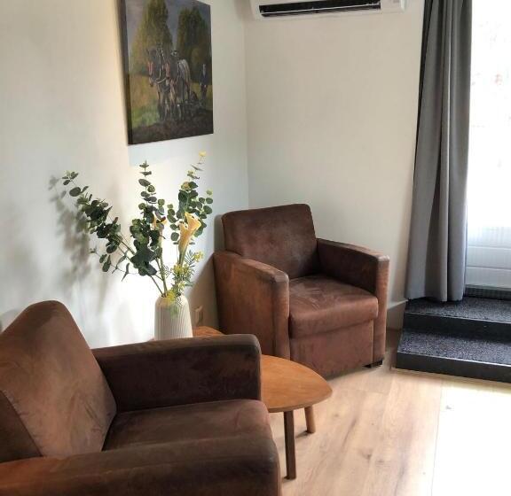 テラス付きスタンダードルーム, Altynghe