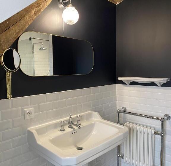 标准间, La Maison De Martha