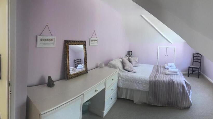 חדר דלוקס, Healing Waters Sanctuary For Exclusive Private Hire And Self Catering Board, Vegetarian, Alcohol & W