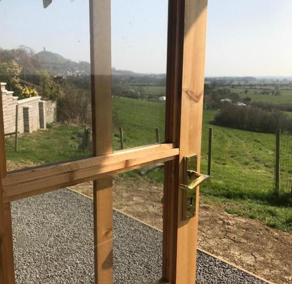 חדר סטנדרט נוף לגינה, Healing Waters Sanctuary For Exclusive Private Hire And Self Catering Board, Vegetarian, Alcohol & W