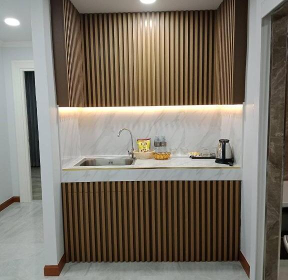 جناح رئاسى, Grandview Landmark Betong