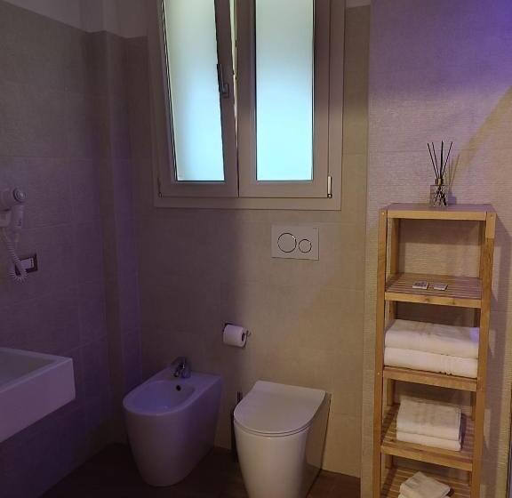 小型套房, Lux Suite