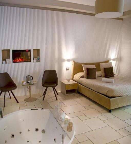 Suite Deluxe, Lux Suite