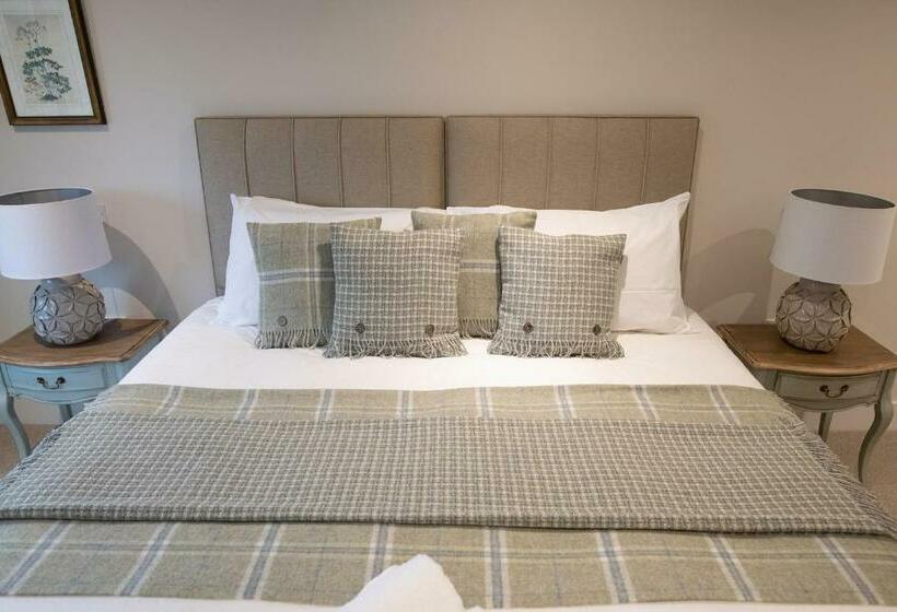 Номер Superior Вид на Сад, The Three Horseshoes