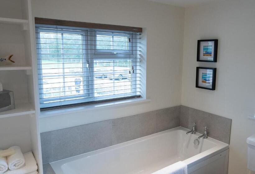 Стандартный Номер Кровать Кинг, The Three Horseshoes