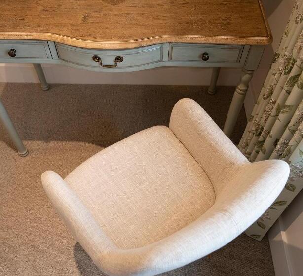 Номер Superior Вид на Сад, The Three Horseshoes