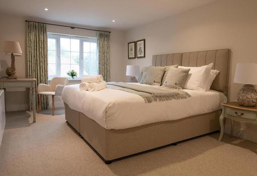 Номер Superior Вид на Сад, The Three Horseshoes