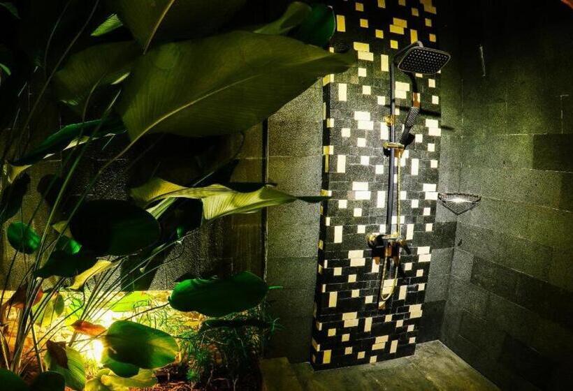 带大床的套房, Joglo Jawa Jepara