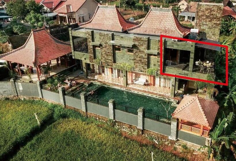 小型套房带阳台, Joglo Jawa Jepara