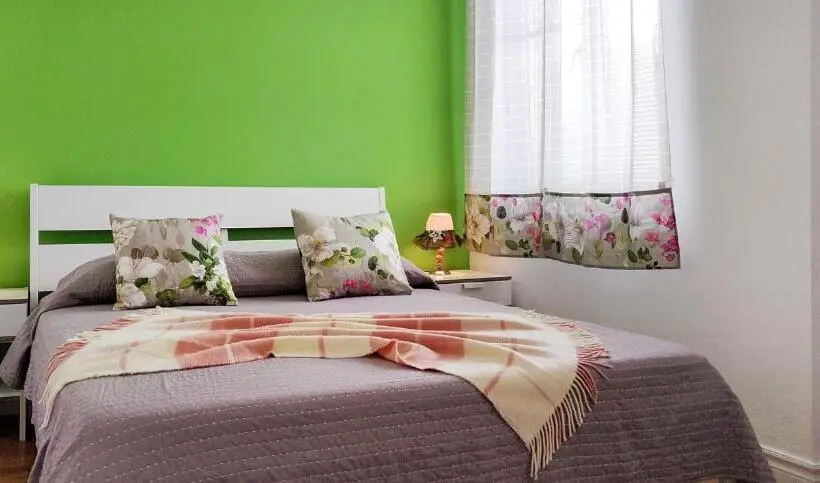 ガーデンビュースタンダードルーム, Rainbow Guest House