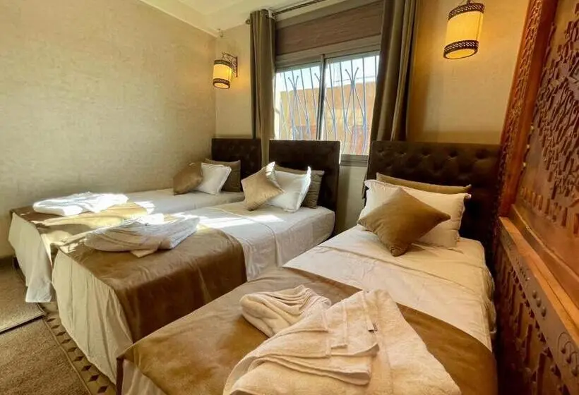 Comfort Kolmen Hengen Huone, Apartments Lexpert  Riad The Family
