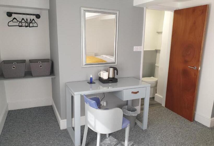 豪华房间, Carpenters Arms