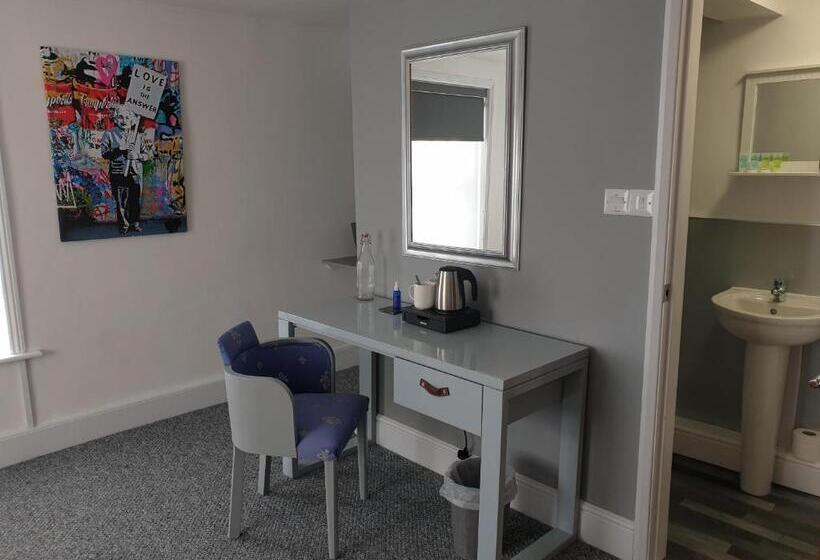 豪华房间, Carpenters Arms