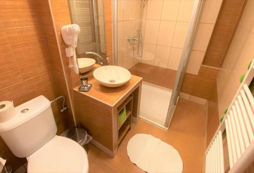 اتاق استاندارد چهار تخته, Resort Mlýn Karolínka