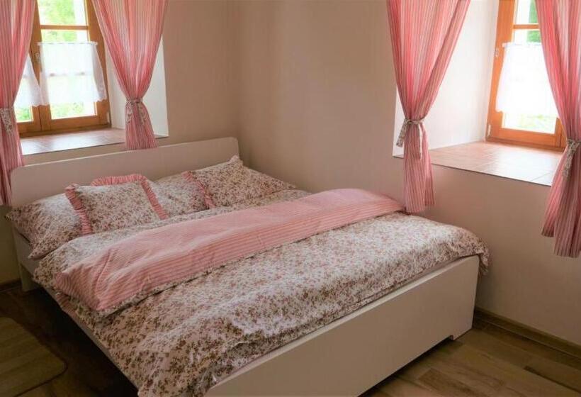 اتاق لوکس, Resort Mlýn Karolínka