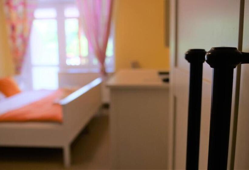 اتاق استاندارد چهار تخته, Resort Mlýn Karolínka