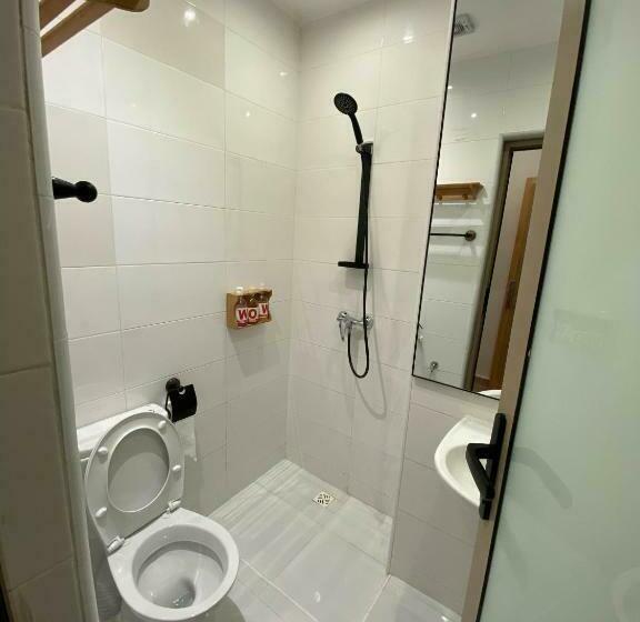 スタンダードルーム, Wow