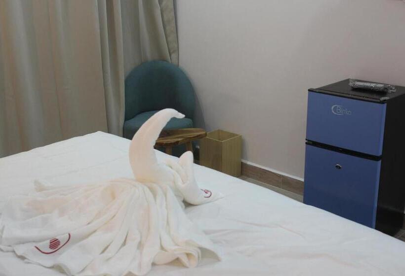 Quarto Deluxe, Wow