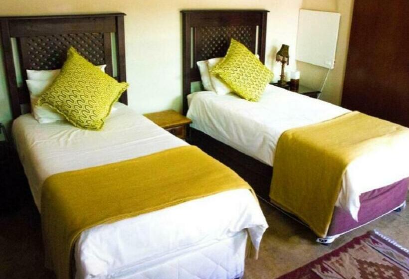 デラックスルーム, Monacco Guest House