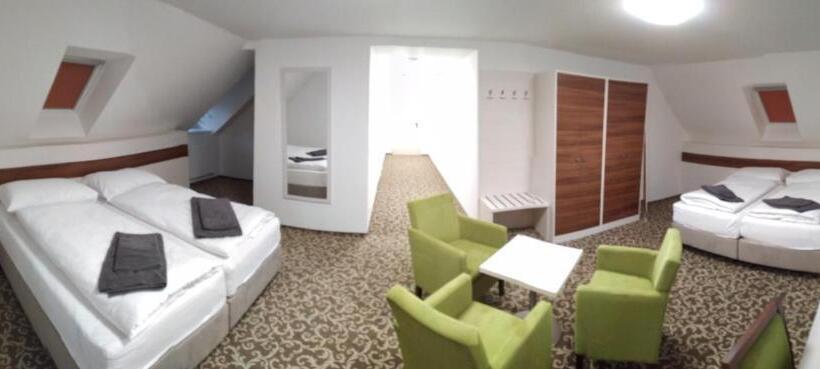 패밀리 스위트, Pension Delicato