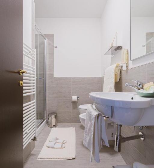 اتاق استاندارد با چشم‌انداز باغ, La Maison Di Carla