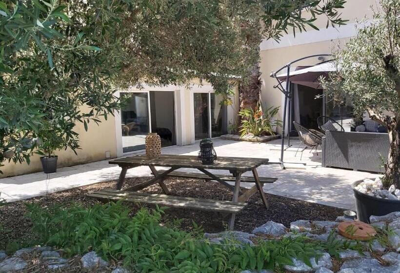 Четырехместный Номер Стандарт, La Villa De Fleury