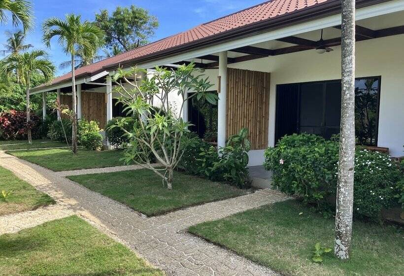 اتاق استاندارد, Cabagnow Seaside Resort