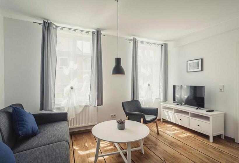 스탠다드 스튜디오, Ferienwohnungen Und Boardinghouse Heimbach In Lahr