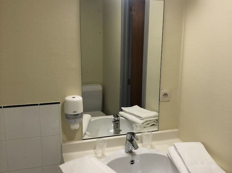 غرفة كومفورت, Des Postes