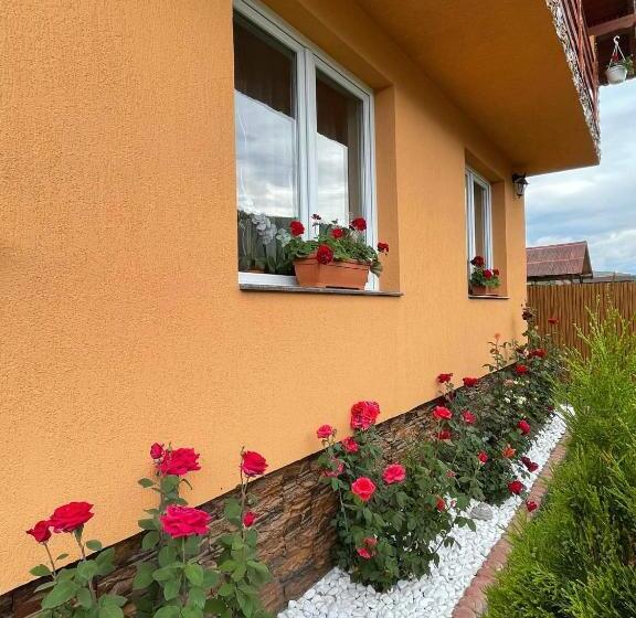 Cameră Triplă Standard, Casa De Oaspeti Cristian