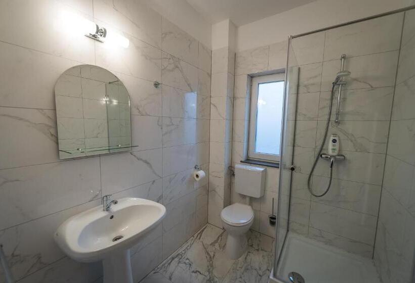 Номер Стандарт, Giulia Home