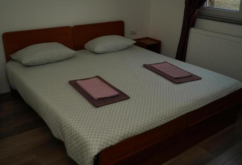 Номер Стандарт, Giulia Home