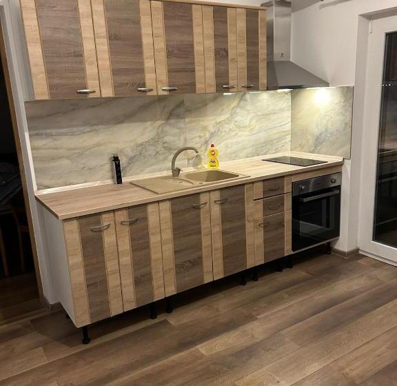Апартаменты 1 Спальня с Балконом, Giulia Home